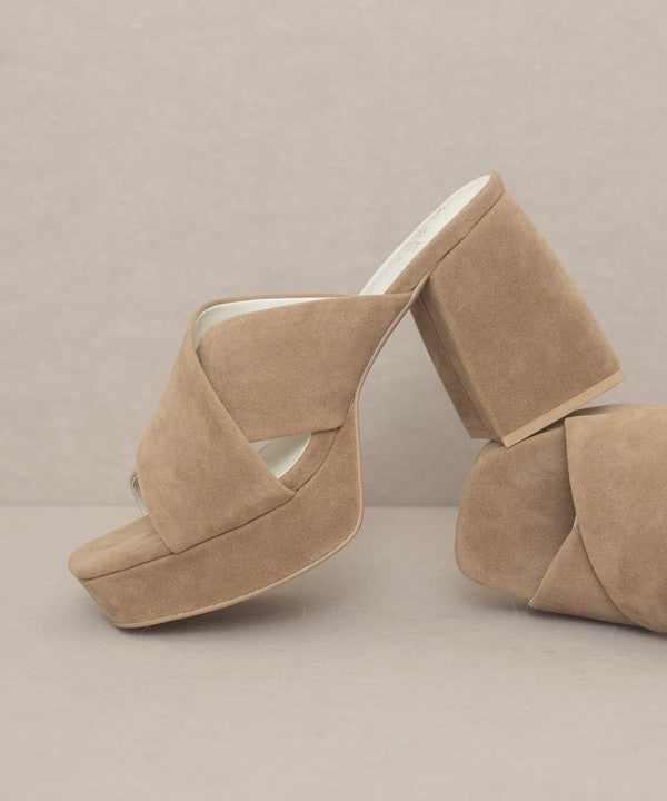 OASIS SOCIETY Carmen - Chunky Platform Mule Heel - Premium  from KKE Originals - Just $55.00! Shop now at Alexi and Gray